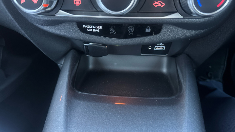 Nissan Juke 1.0 DiG-T Acenta 5dr Petrol Hatchback